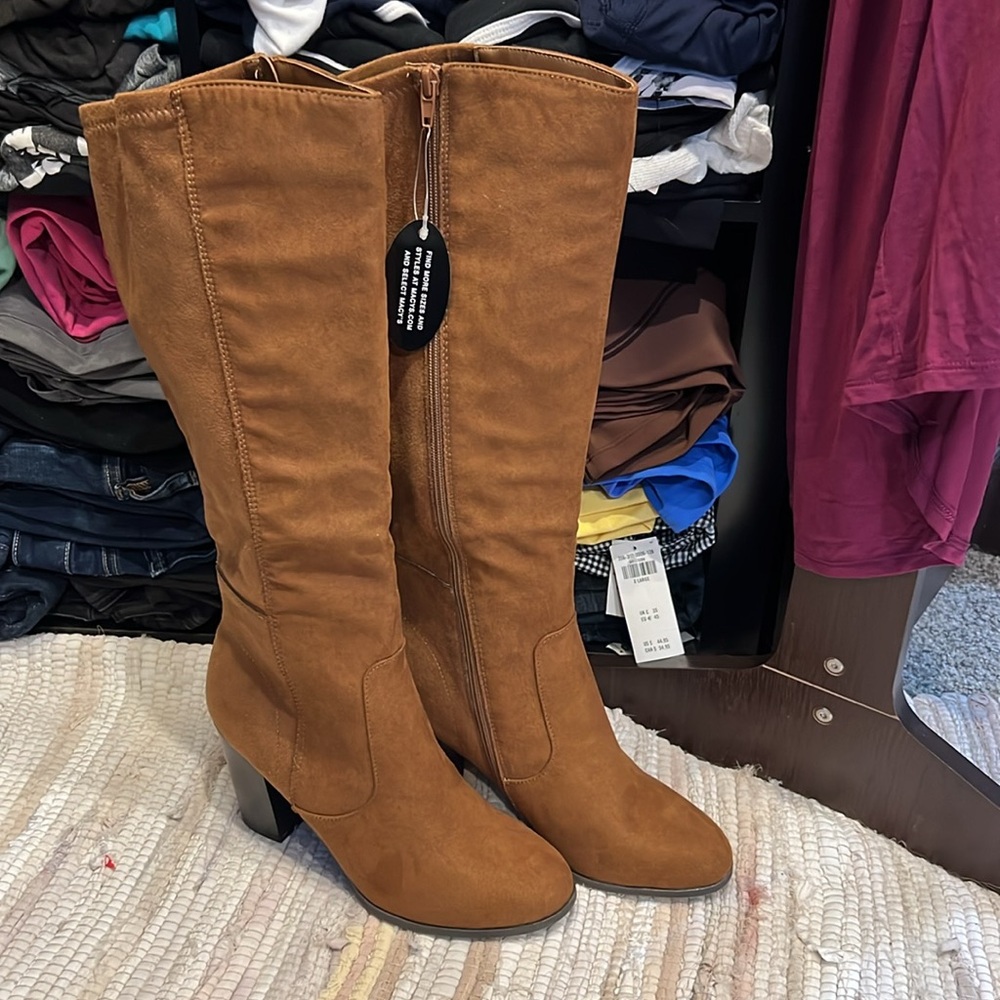 #122. Style & Co Wide Calf suede boots. Size 9m NWT
